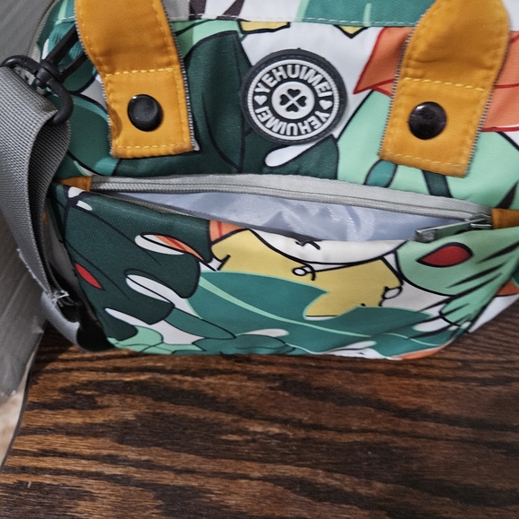 Small Baby Diaper Bag. See Website Pictures, Last 2 Pics. (Bin12) - Picture 4 of 7